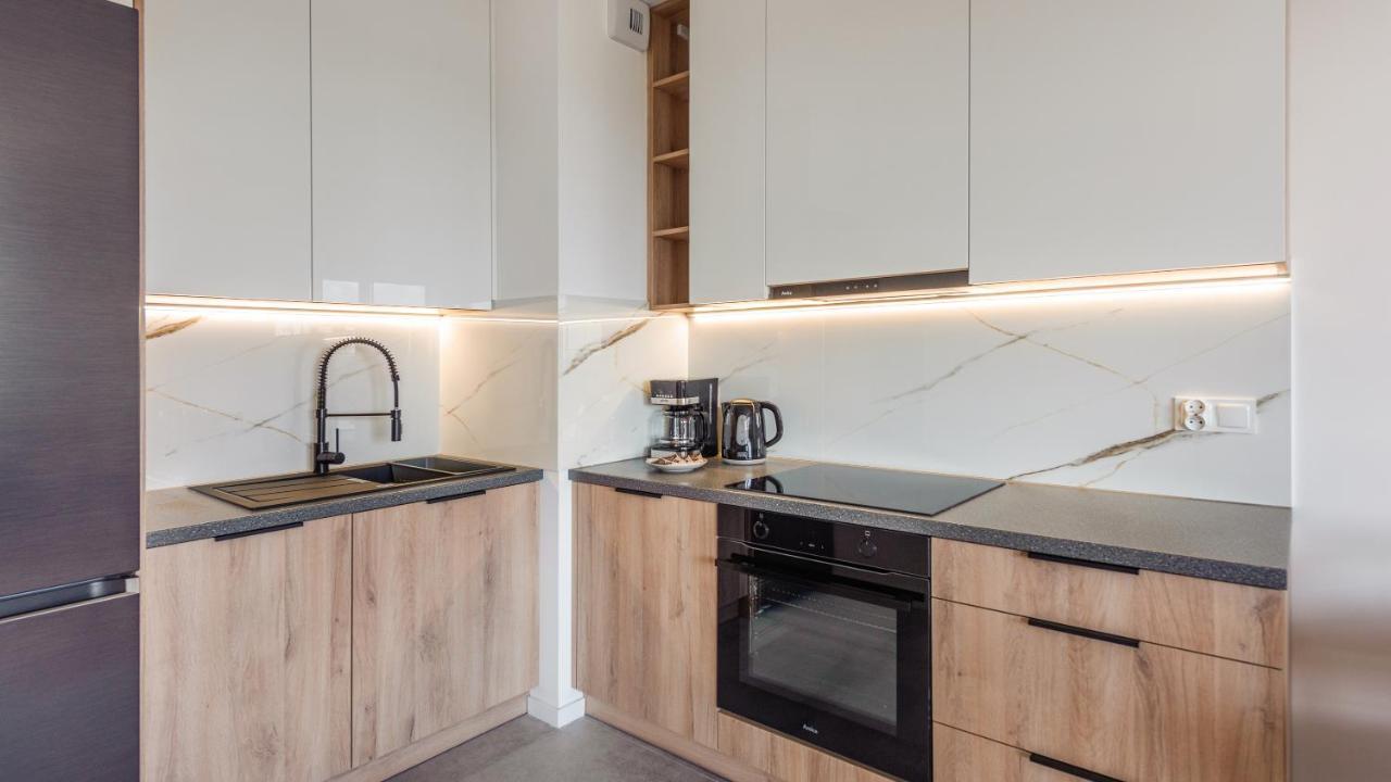 Apartamenty Sun & Snow Doki Gdansk Exterior photo